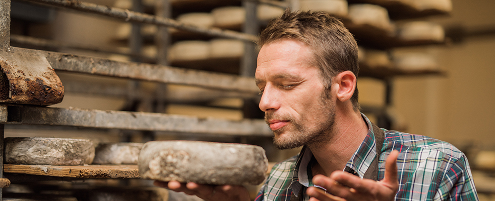 Zanatlija - Najbolji francuski sirevi i delikatesi u Beogradu i Novom Sadu-